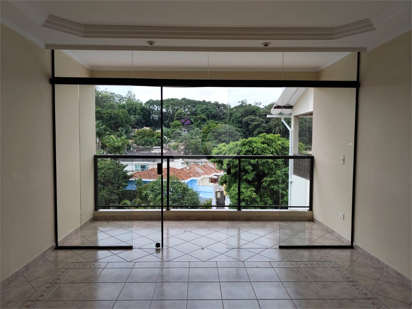 Sobrado à venda com 3 quartos, sendo 1 suíte,  em Horto Florestal, São Paulo, SP
