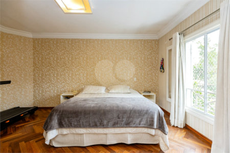 Casa à venda com 4 suítes no condomínio Saint Germain, São Paulo - SP