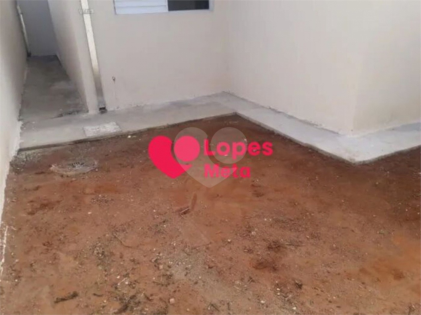 Casa à venda com 2 quartos, sendo 1 suíte, em Residencial Estoril, Taubaté, SP