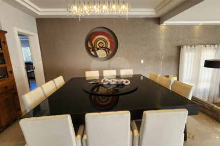 Casa à venda ou para alugar com 5 suítes no condomínio Residencial Jardim Primavera, Louveira - SP