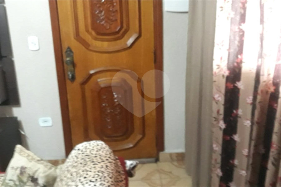 Sobrado à venda com 3 quartos, sendo 1 suíte, em Parque Continental I, Guarulhos, SP