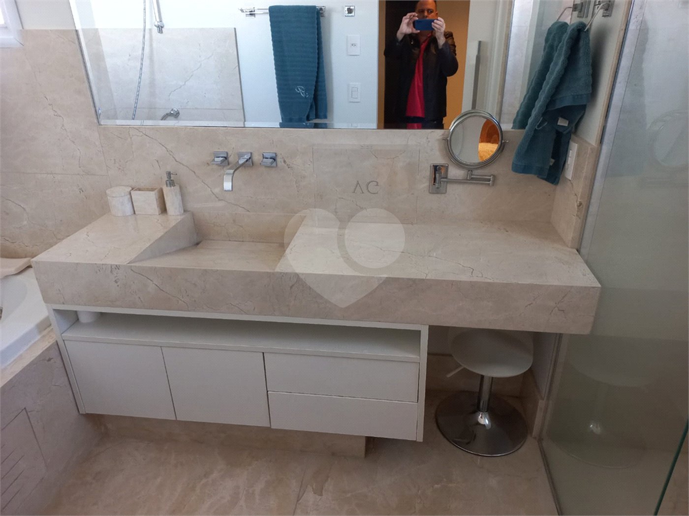 Apartamento à venda com 4 suítes em Santa Teresinha, São Paulo, SP