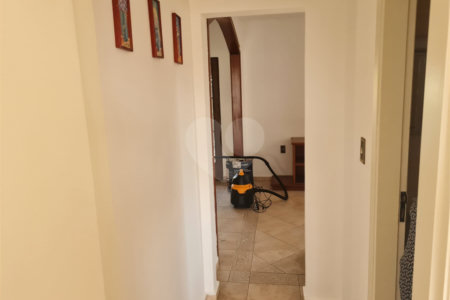 Sobrado à venda com 2 quartos, sendo 1 suíte, em Jardim Ivana, São Paulo, SP