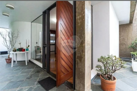 Casa à venda com 4 suítes em Jardim Vitória Régia, São Paulo, SP