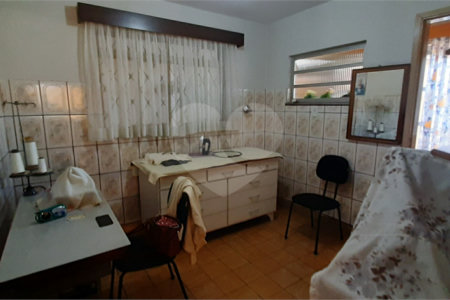 Sobrado à venda com 3 quartos, sendo 1 suíte,  no Centro, São Bernardo do Campo, SP