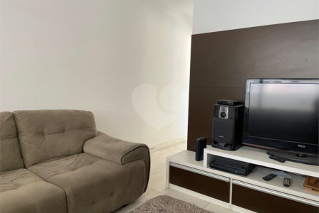 Casa para alugar com 3 quartos, sendo 2 suítes, em Vila Carrão, São Paulo, SP