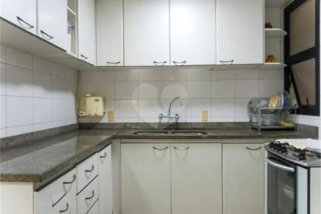 Apartamento à venda com 4 quartos, sendo 2 suítes,  em Tijuca, Rio de Janeiro, RJ