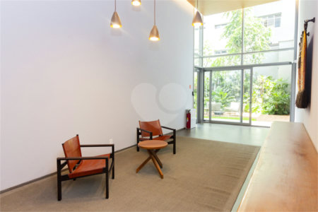 Apartamento à venda com 3 quartos, sendo 2 suítes, em Cerqueira César, São Paulo, SP