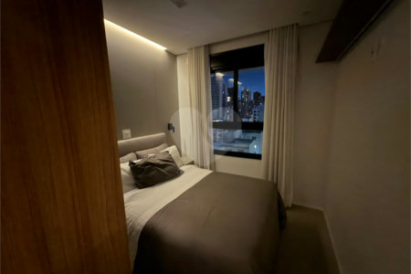 Apartamento à venda com 4 quartos, sendo 1 suíte, em Cerqueira César, São Paulo, SP