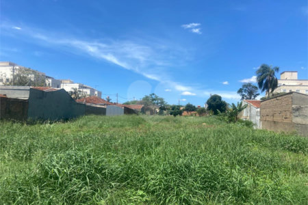 Terreno à venda no Centro, Araraquara, SP