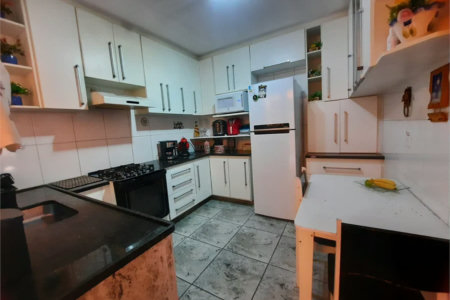 Casa à venda com 3 quartos, sendo 1 suíte, no condomínio Residencial Sol Francisco, São Paulo - SP
