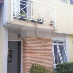 Casa à venda com 3 quartos, sendo 1 suíte,  no condomínio Jardim das Palmas, São Paulo - SP