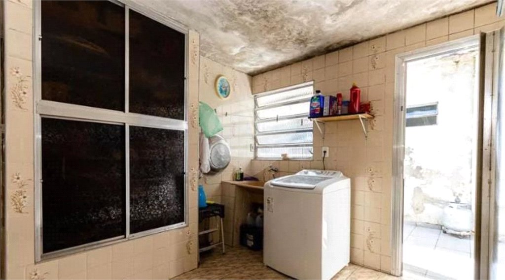 Sobrado à venda com 4 quartos, sendo 1 suíte,  em Vila Dalila, São Paulo, SP