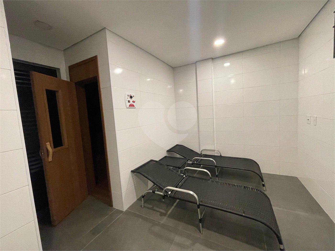 Apartamento à venda com 2 quartos, sendo 1 suíte, em Santa Teresinha, São Paulo, SP