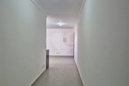 Apartamento à venda com 2 quartos em Vila Mangalot, São Paulo, SP
