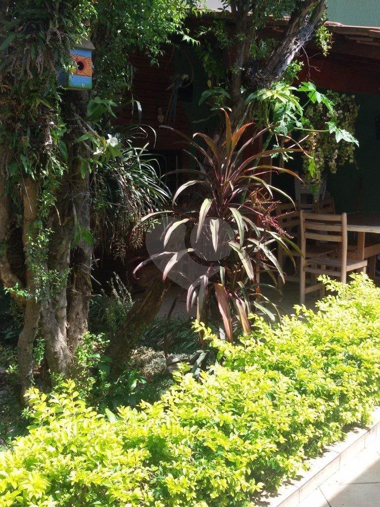 Sobrado à venda com 3 quartos, sendo 1 suíte, em Santa Teresinha, São Paulo, SP