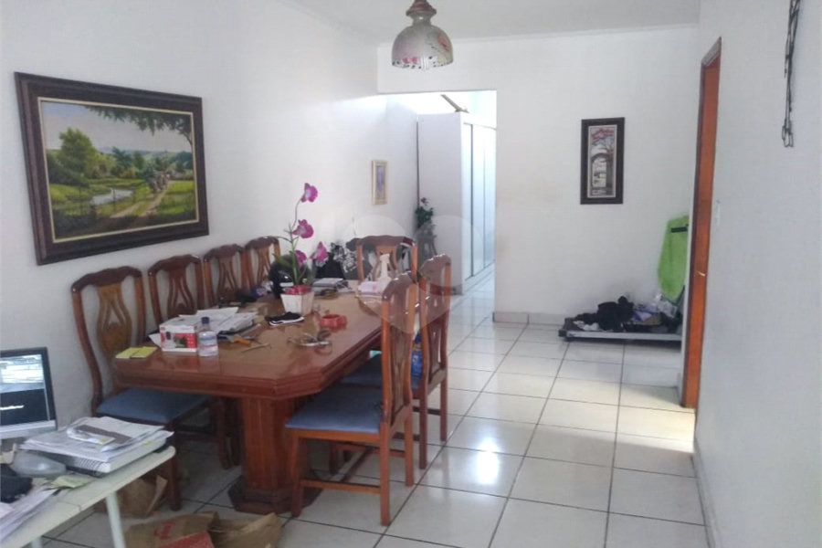 Casa Térrea à venda com 4 quartos, sendo 1 suíte, em Vila Medeiros, São Paulo, SP