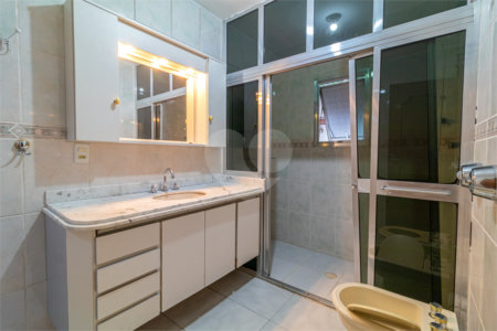Casa à venda com 4 quartos, sendo 2 suítes, em Ipiranga, São Paulo, SP