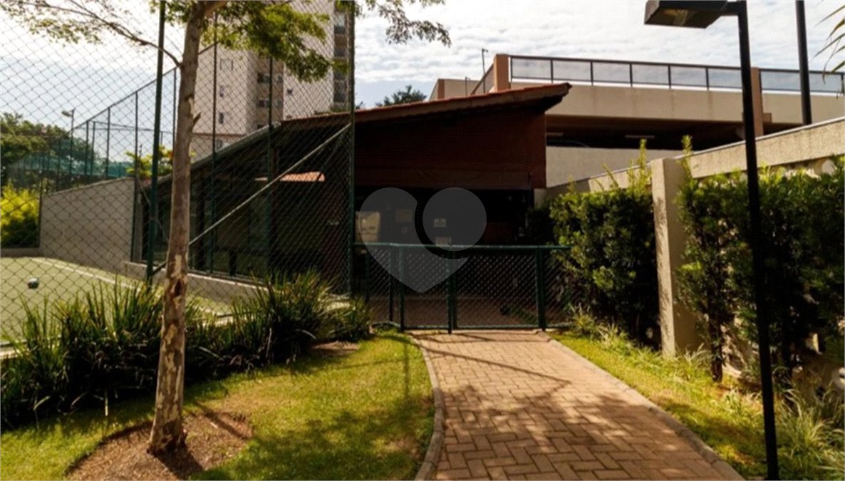 Apartamento à venda com 3 quartos, sendo 1 suíte,  em Vila Medeiros, São Paulo, SP
