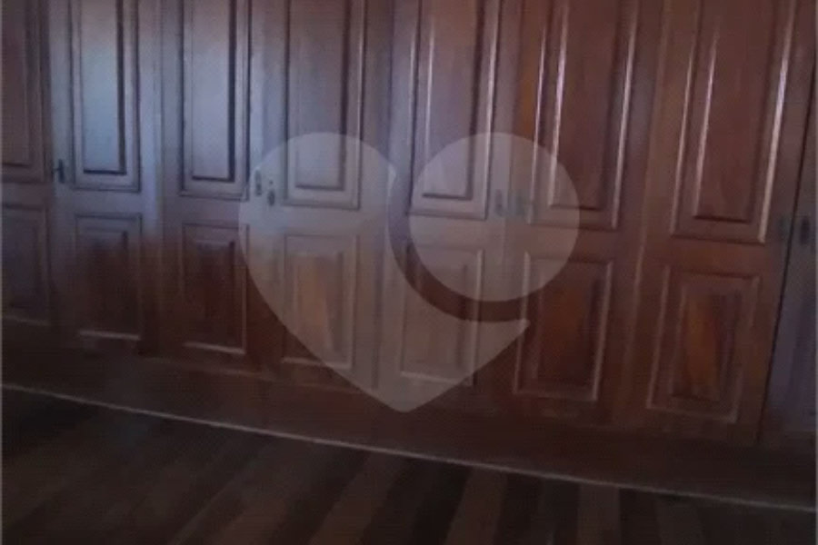 Casa à venda com 5 quartos, sendo 3 suítes, em Perdizes, São Paulo, SP