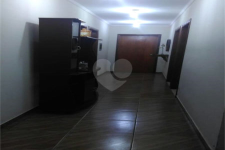 Casa à venda com 4 quartos, sendo 2 suítes, em Loteamento Jardim Parque das Palmeiras, Serra Negra, SP
