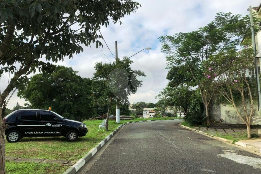 Terreno à venda em Horto, São Paulo, SP