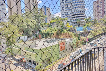 Apartamento à venda com 4 quartos, sendo 3 suítes, em Vila Andrade, São Paulo, SP