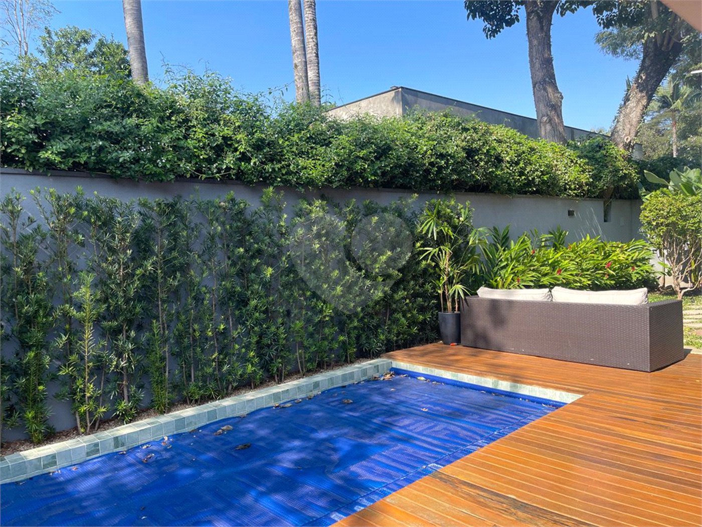 Casa à venda com 3 suítes no condomínio Reserva 8, São Paulo - SP