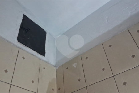 Sobrado à venda com 4 quartos em Vila Aimoré, São Paulo, SP
