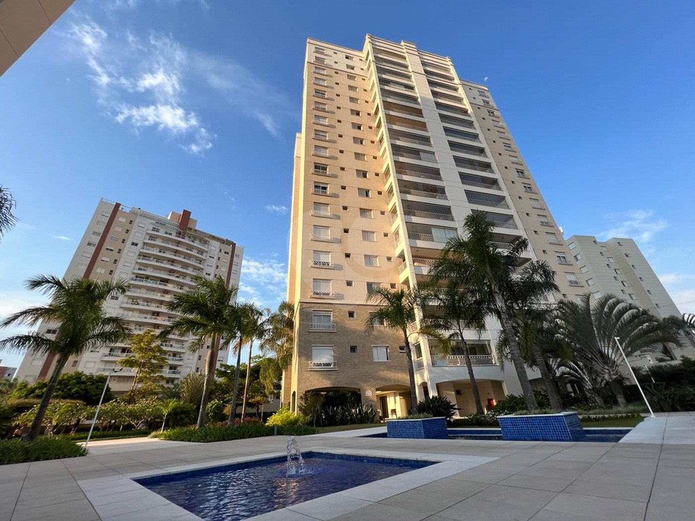 Apartamento à venda com 2 suítes em Jardim Portal da Colina, Sorocaba, SP