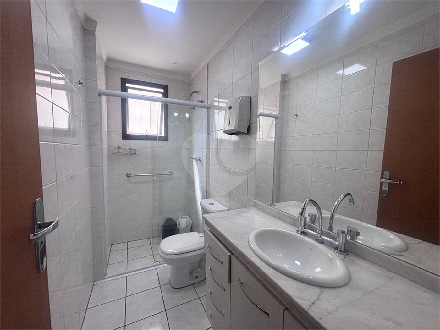 Apartamento à venda com 3 quartos, sendo 1 suíte,  em Vila Independência, Sorocaba, SP