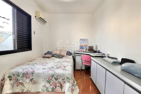 Apartamento à venda com 4 quartos, sendo 1 suíte,  em Vila Mariana, São Paulo, SP