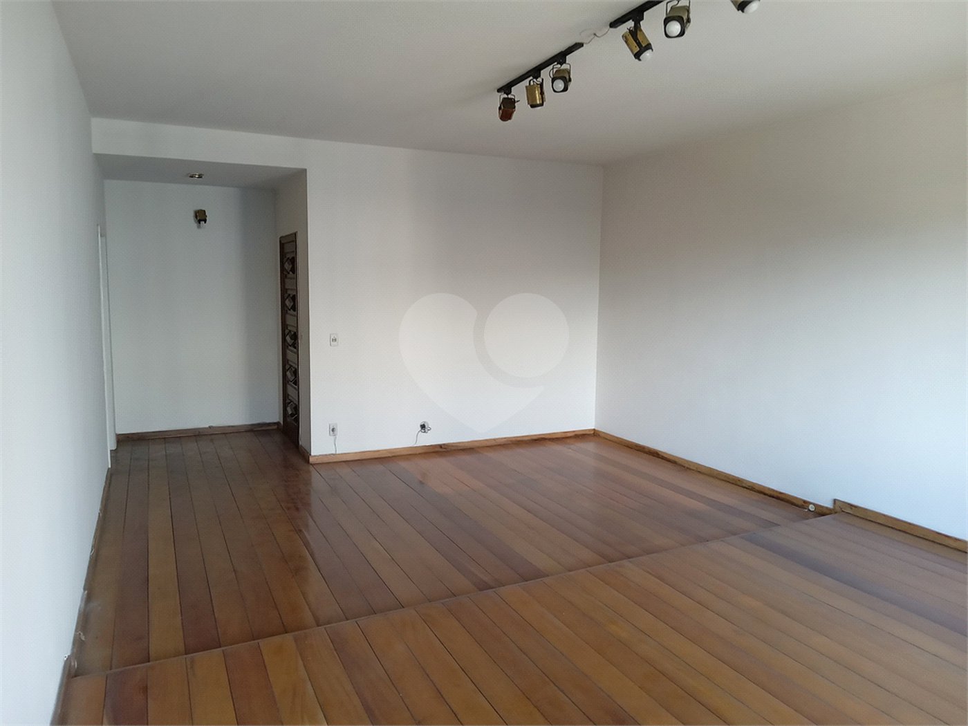 Apartamento à venda com 3 quartos, sendo 1 suíte,  em Tijuca, Rio de Janeiro, RJ