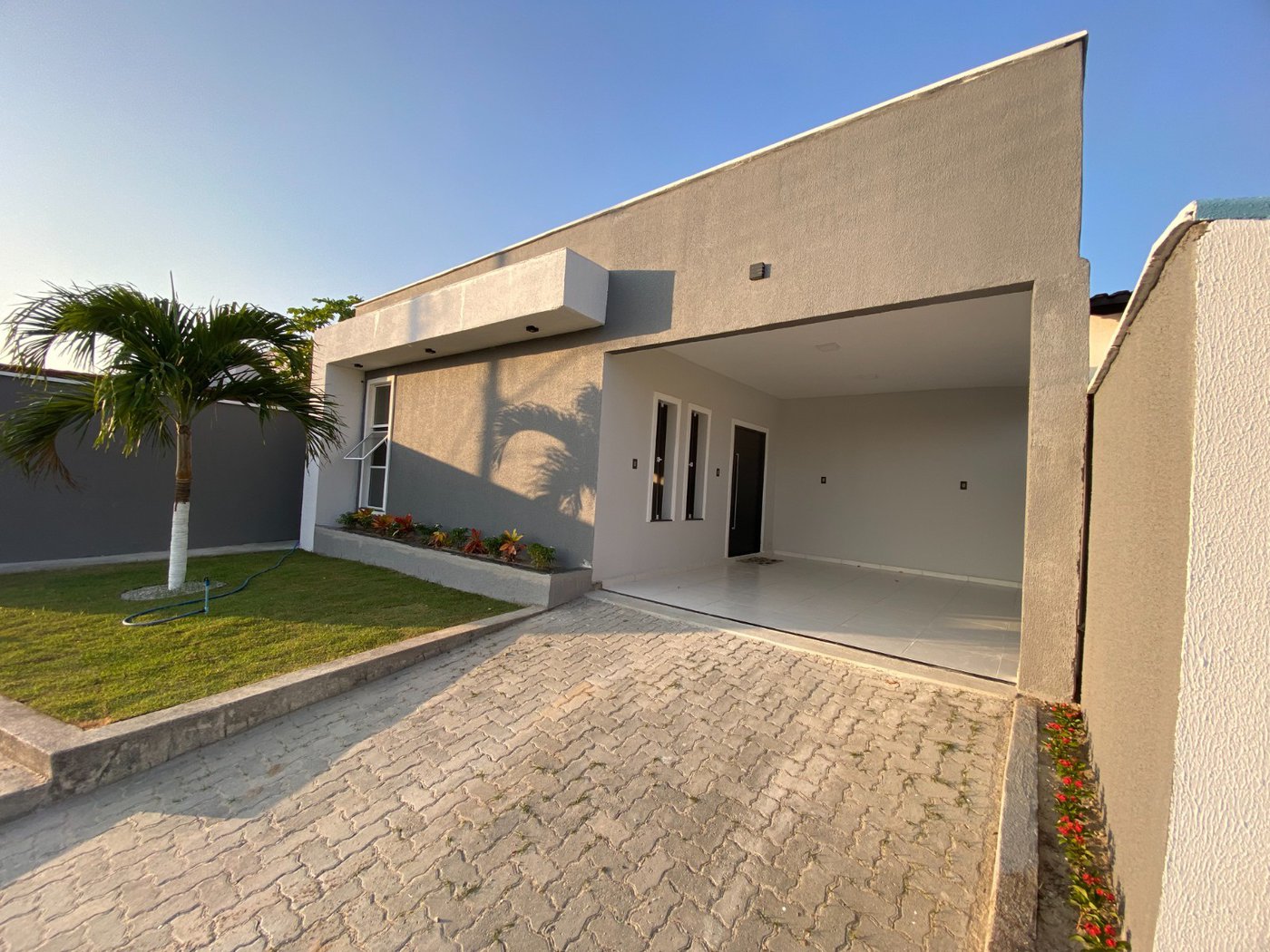 Casa à venda com 3 quartos, sendo 2 suítes, no condomínio PORTO LAGOA, Aquiraz - CE