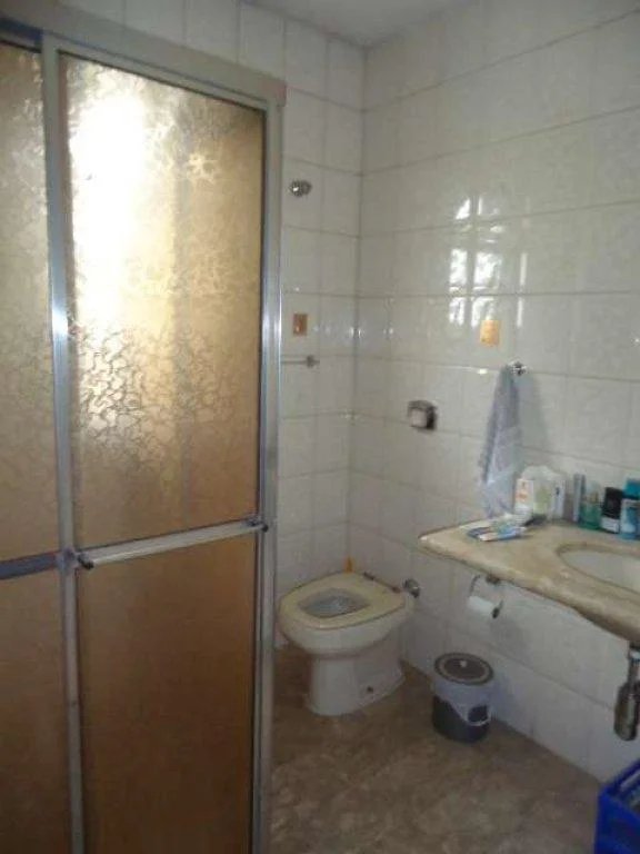 Sobrado à venda com 3 suítes em Vila Gomes, São Paulo, SP