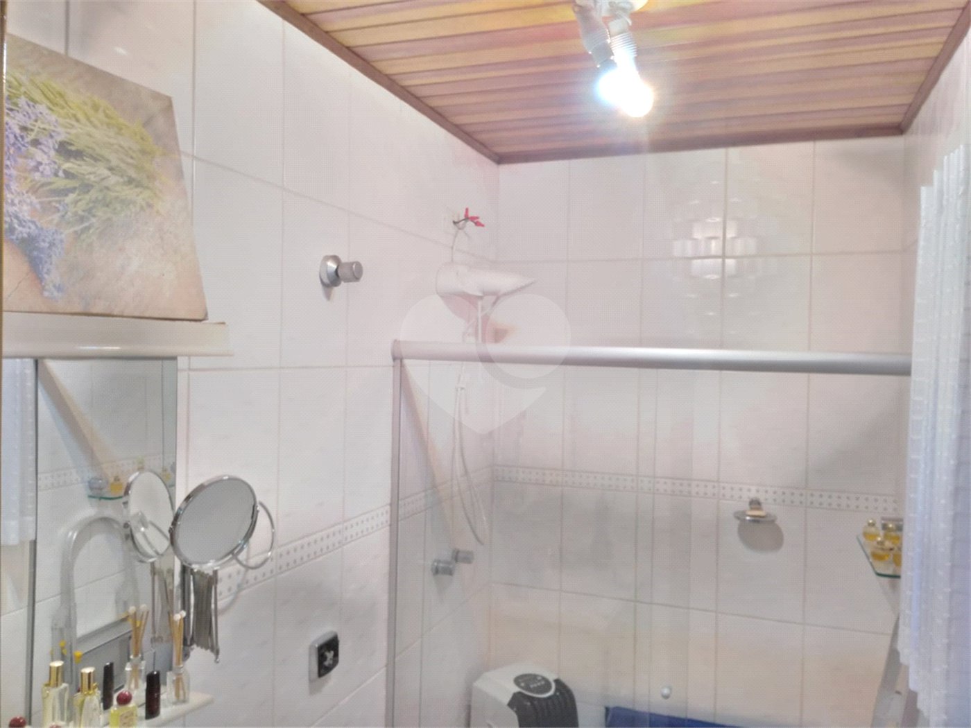 Casa à venda com 4 quartos, sendo 3 suítes, no condomínio Da Serra, São Paulo - SP