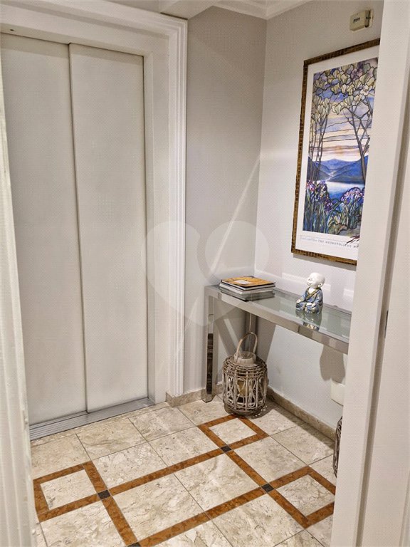 Apartamento à venda com 4 suítes em Jardim Leonor, São Paulo, SP