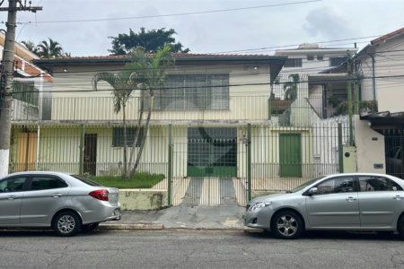 Casa à venda com 3 quartos, sendo 2 suítes, em Lapa, São Paulo, SP