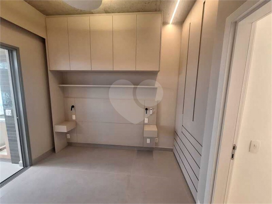 Apartamento à venda com 1 suíte em Moema, São Paulo, SP