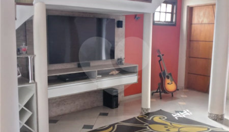 Casa à venda com 2 quartos, sendo 1 suíte,  em Serpa, Caieiras, SP