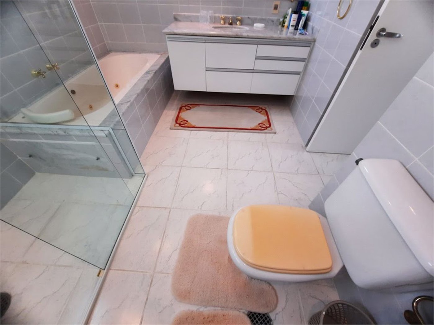 Apartamento com 3 dormitórios à venda, 179 m² por R$ 3.800.000,00 - Pitangueiras - Guarujá/SP
