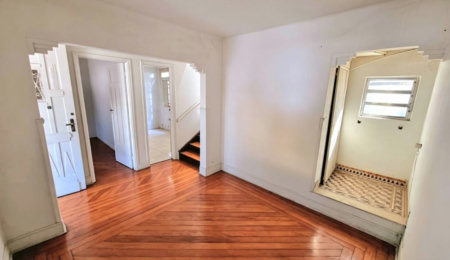 Casa com 3 dormitórios à venda, 119 m² por R$ 689.000,00 - Pompéia - Santos/SP