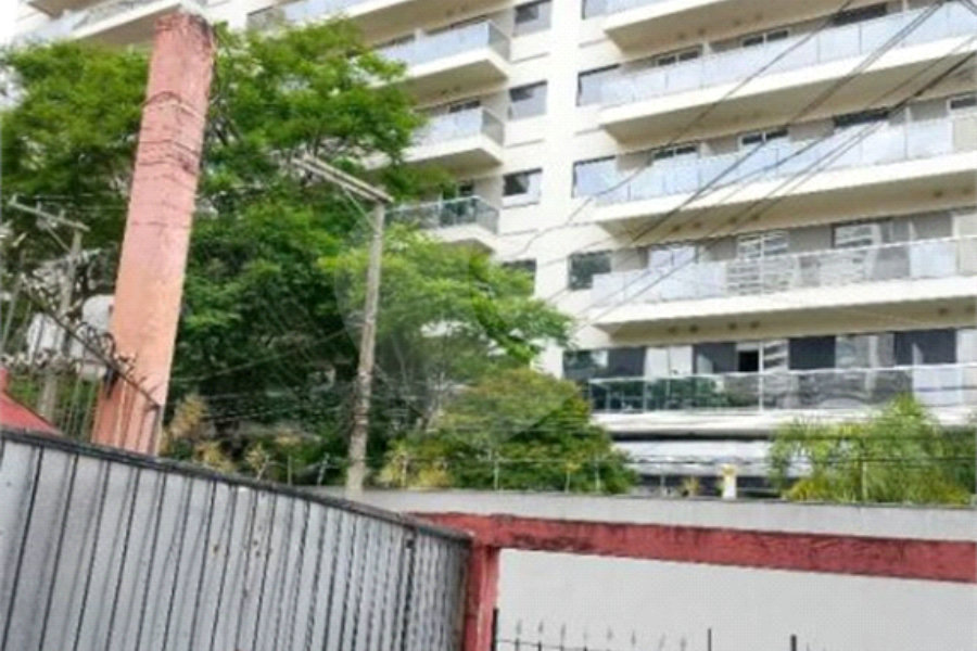 Sobrado à venda com 3 quartos, sendo 1 suíte, em Ipiranga, São Paulo, SP