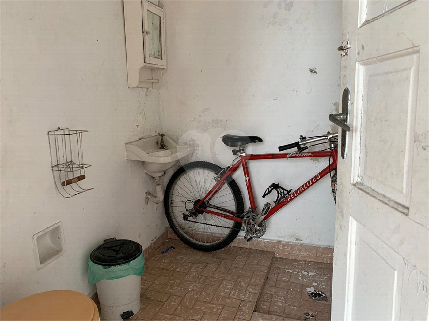 Sobrado à venda com 3 quartos em Vila Gustavo, São Paulo, SP