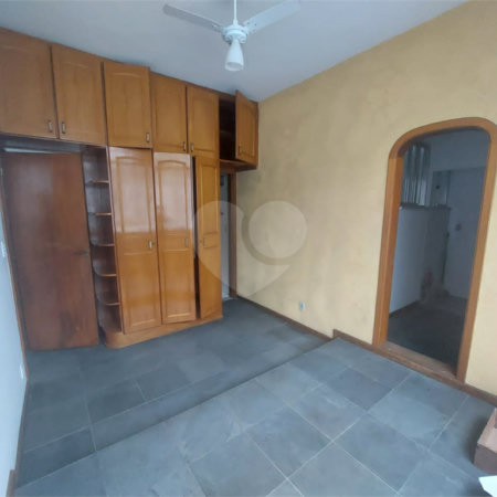Apartamento à venda com 3 quartos, sendo 1 suíte, em Tijuca, Rio de Janeiro, RJ