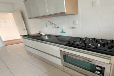 Apartamento à venda com 3 quartos em Jardim Marajoara, São Paulo, SP