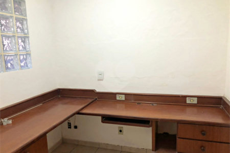 Casa à venda com 4 quartos, sendo 2 suítes, no condomínio Estância Marambaia, Vinhedo - SP