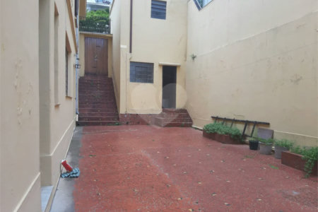 Sobrado à venda com 5 quartos em Santana, São Paulo, SP