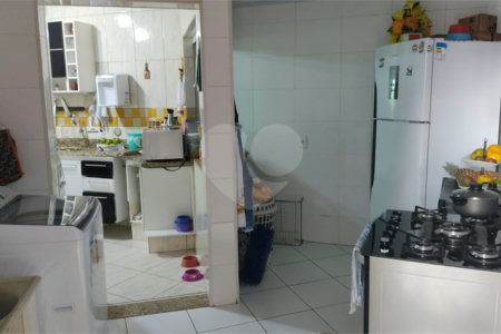 Sobrado à venda com 3 quartos, sendo 1 suíte, em Parque Cidade Jardim Ii, Jundiaí, SP