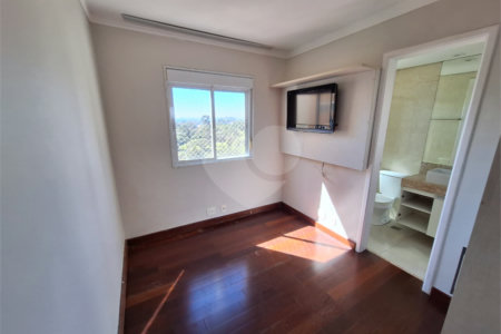 Apartamento para alugar com 3 suítes em Vila Suzana, São Paulo, SP
